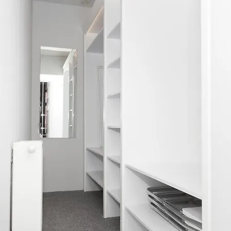 Tenczynska 3 Apartment